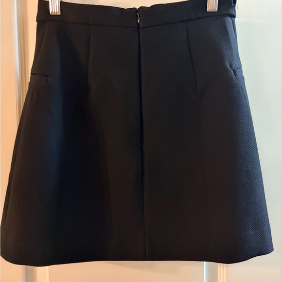 H&M Black A-Line Skirt with Gold Buttons size 2 - Picture 3 of 5